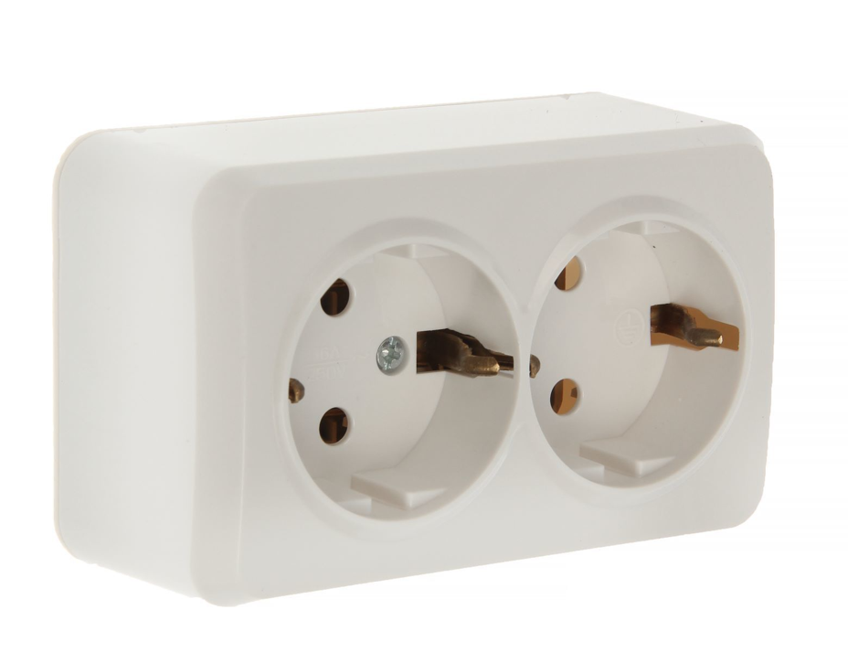 Розетка Smartbuy Юпитер SBE-03W-16-S2-Z-C (2-м с/з накладная 16А белая)