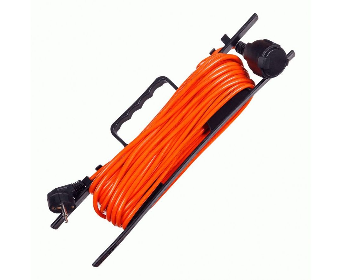 Удлинитель Smartbuy SBE-16-1-60-F силовой с вилкой и розеткой (1 гнездо 2Р+РЕ/15м 3*1,0мм2 10А/2.2КВт IP44)