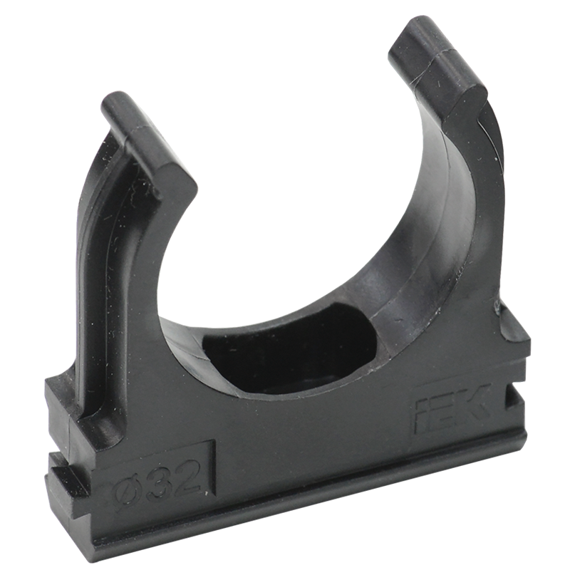 Клипса для трубы IEK CTA10D-CF32-K02-050 d32 мм черная