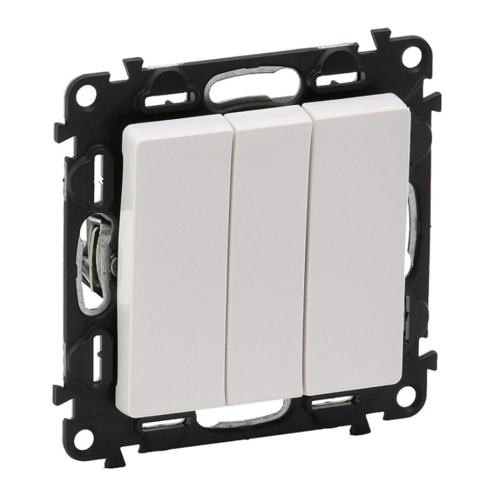 Выключатель Legrand Valena Life 752403 10АХ 250В (3-клавишный, белая)