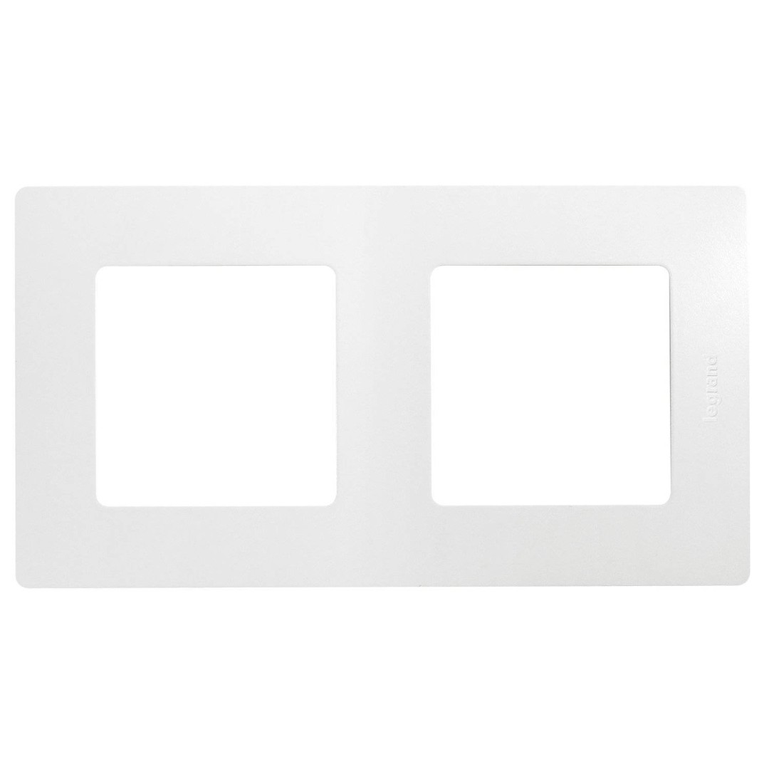 Рамка для розетки Legrand Valena Life 754002 (2-местная, белая)
