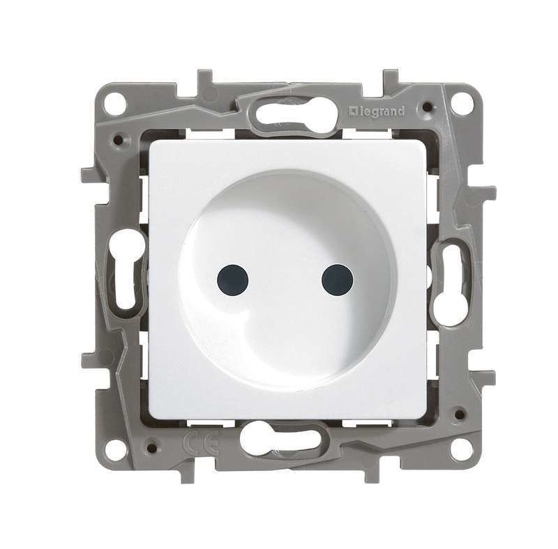Розетка для интернета Legrand Etika 672221