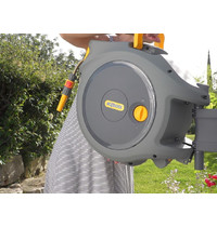 Катушка настенная со шлангом для полива HoZelock AutoReel 2402 (шланг 25м, с коннекторами)