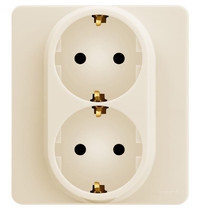Розетка штепсельная Legrand Inspiria 673751